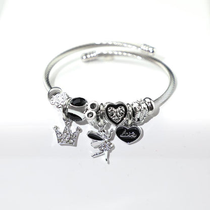 สร้อยข้อมือแฟชั่น ดีไซน์เรียวบาง พร้อมกล่องของขวัญ | Slim Fashion Bracelet with Gift Box