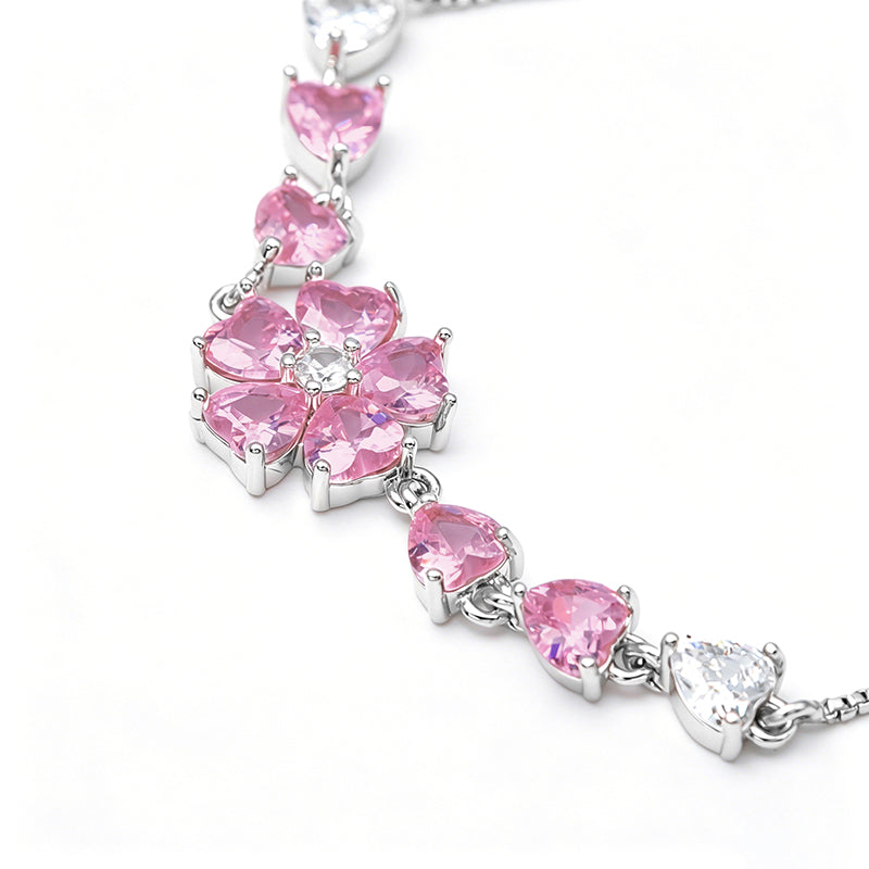 สร้อยข้อมือดอกไม้สีชมพู แต่งหัวใจ ปรับขนาดได้| B3134