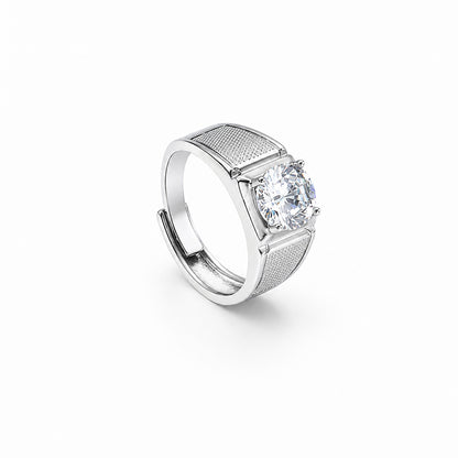 แหวนผู้ชายประดับ CZ ทรงกลม ดีไซน์เรียบหรู R3144