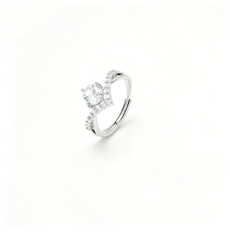 แหวนผู้หญิง ดีไซน์ไขว้ ประดับเม็ดกลม ปรับขนาดได้ | R3142