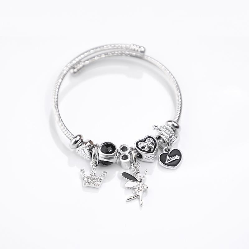 สร้อยข้อมือแฟชั่น ดีไซน์เรียวบาง พร้อมกล่องของขวัญ | Slim Fashion Bracelet with Gift Box