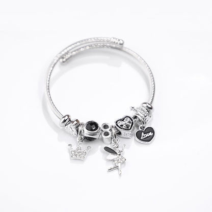 สร้อยข้อมือแฟชั่น ดีไซน์เรียวบาง พร้อมกล่องของขวัญ | Slim Fashion Bracelet with Gift Box